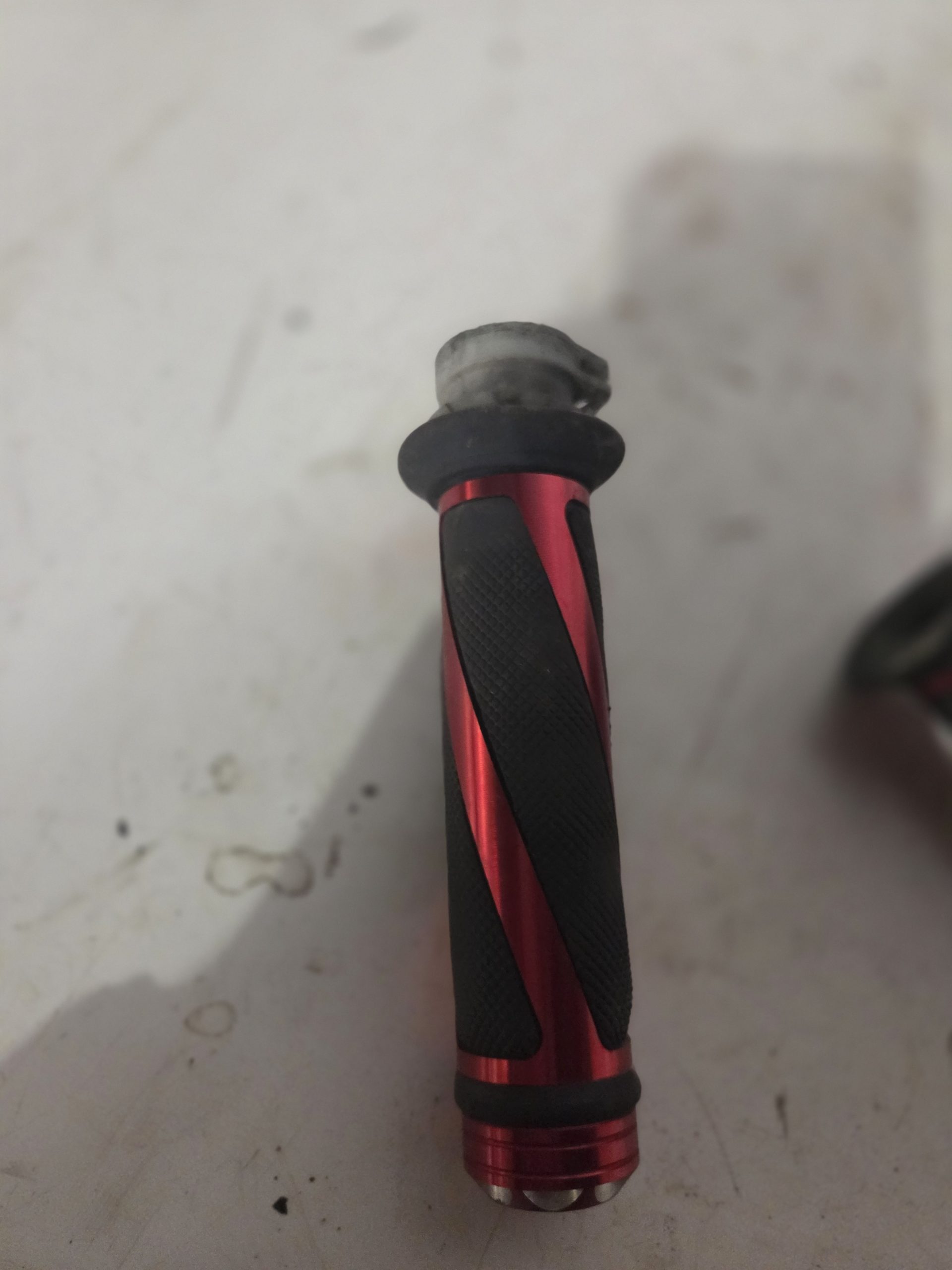 Honda CBF 2019 Handle bar grips - Image 4