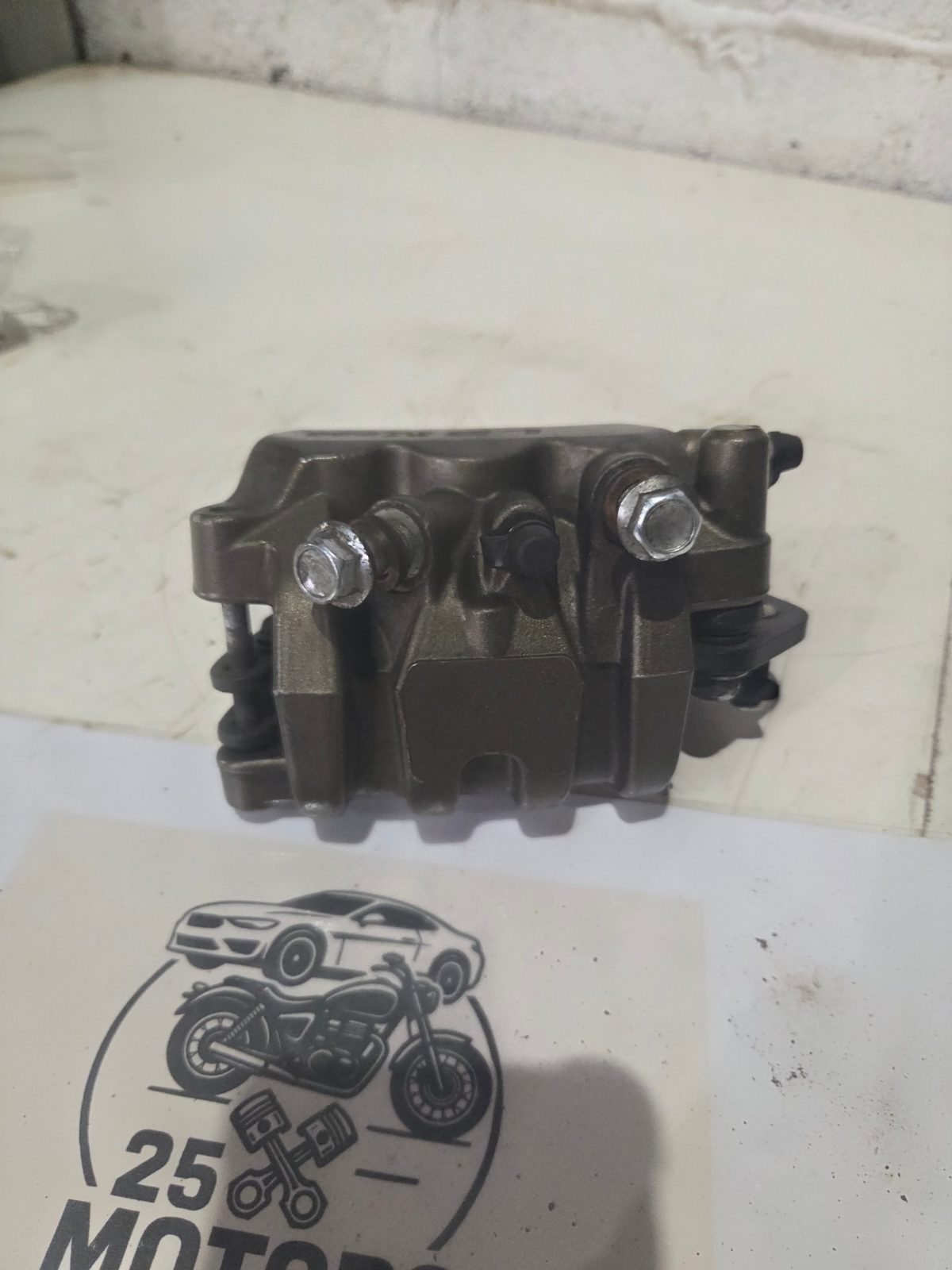 Lexmoto Isca 2025 Front brake calliper - Image 3