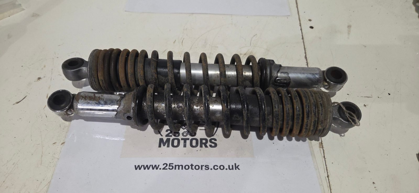 Yamaha YBR 2010 Rrar shock absorbers