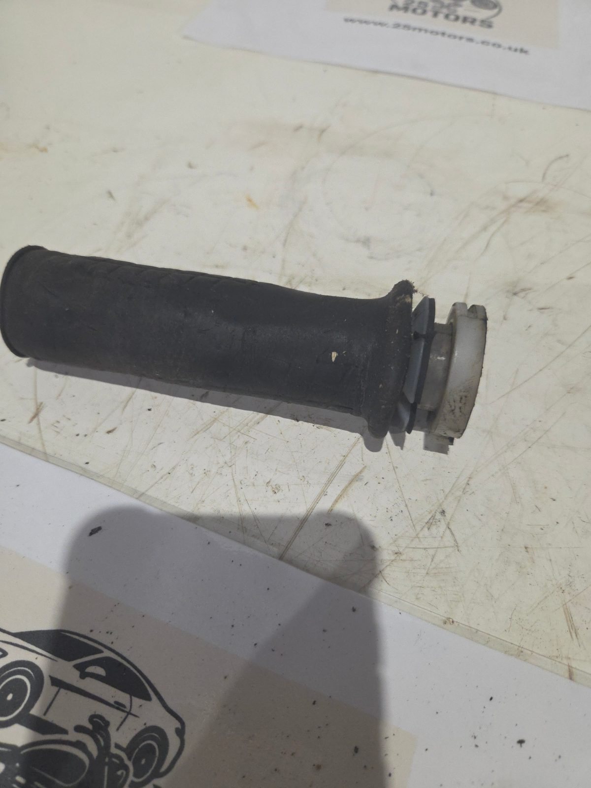 Yamaha YBR 2010 Throttle sleeve